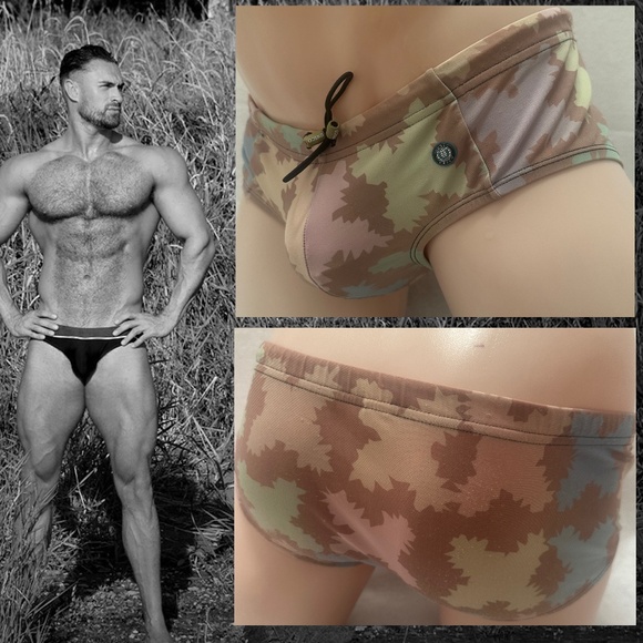 Mundo Unico Camo Swim Briefs Large runs small Gently worn 34-40" waist - Picture 1 of 4